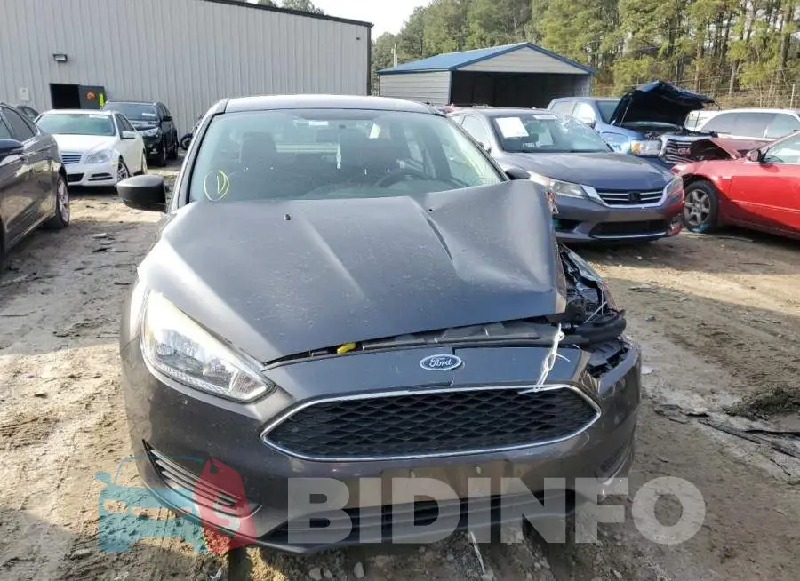 1FADP3E23GL331162 Photo# 5