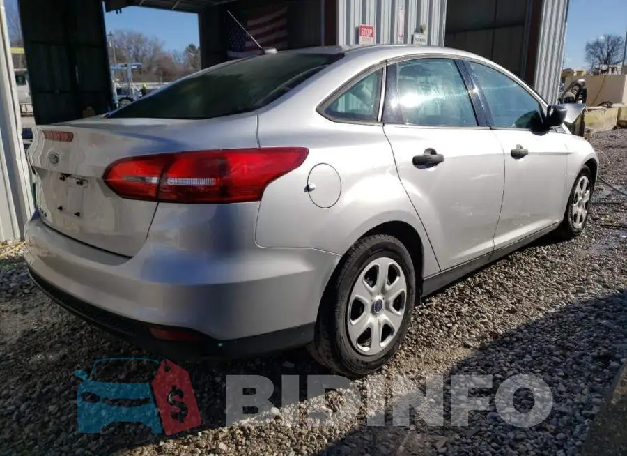 1FADP3E24JL204623 Photo# 3