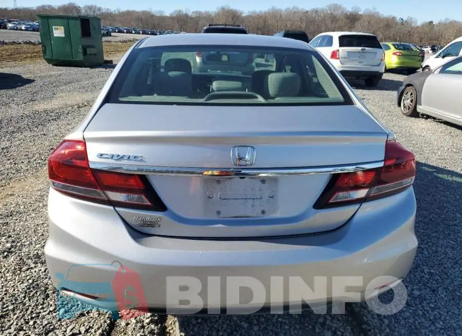 19XFB2F84FE024914 Photo# 6