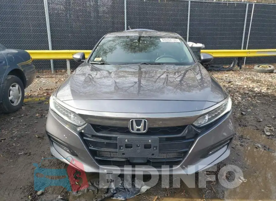 1HGCV1F36JA201730 Photo# 5