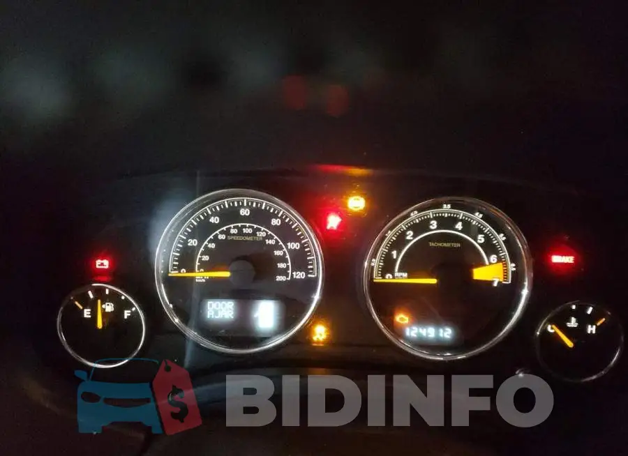 1C4NJPCB9ED765099 Photo# 9