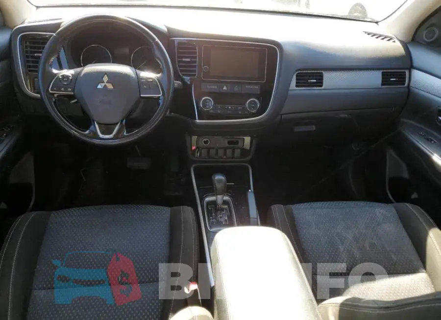 JA4AD3A31JZ038489 Photo# 8