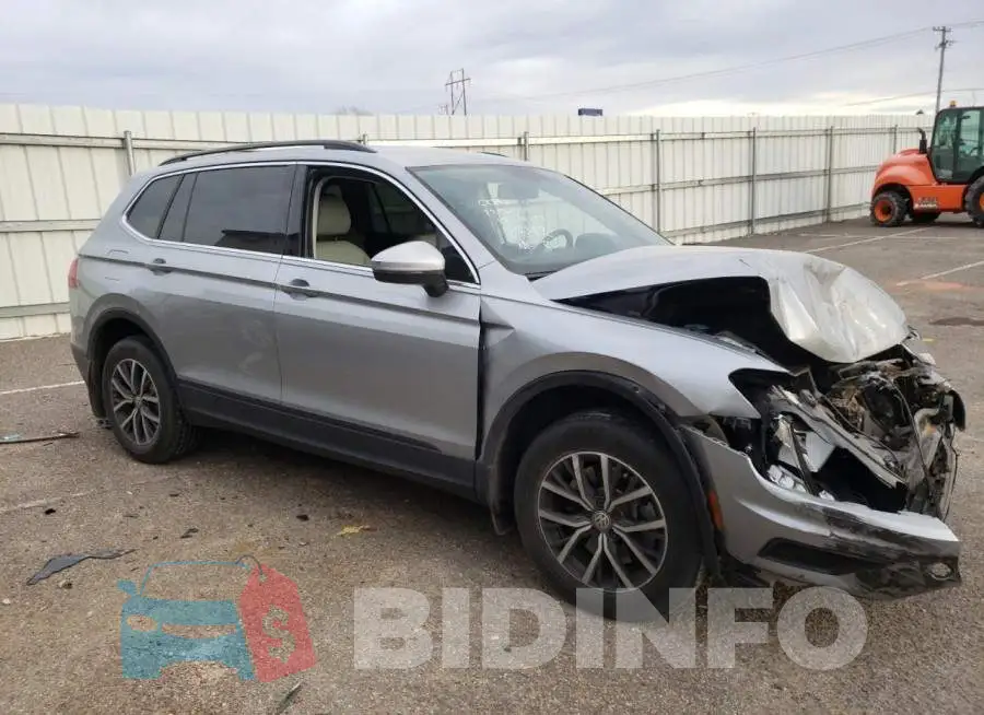 3VV2B7AX4KM108842 Photo# 4