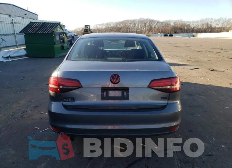 3VW267AJ7GM347725 Photo# 6