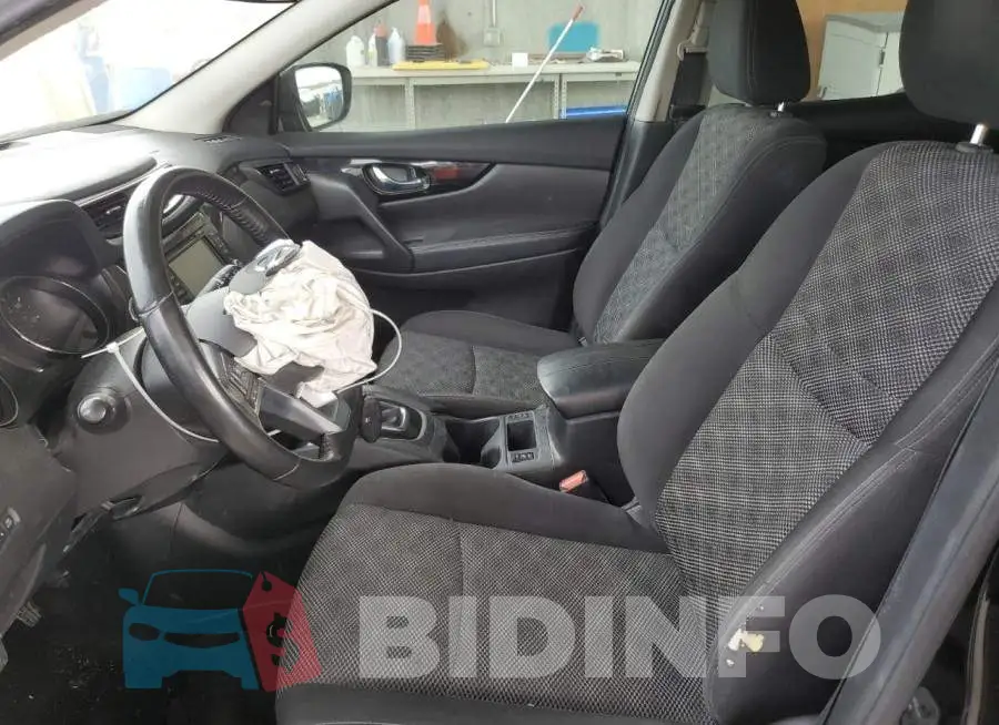 JN1BJ1CP6HW033780 Photo# 7