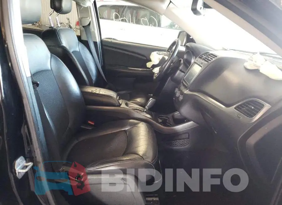 3C4PDCGG7JT517209 Photo# 5