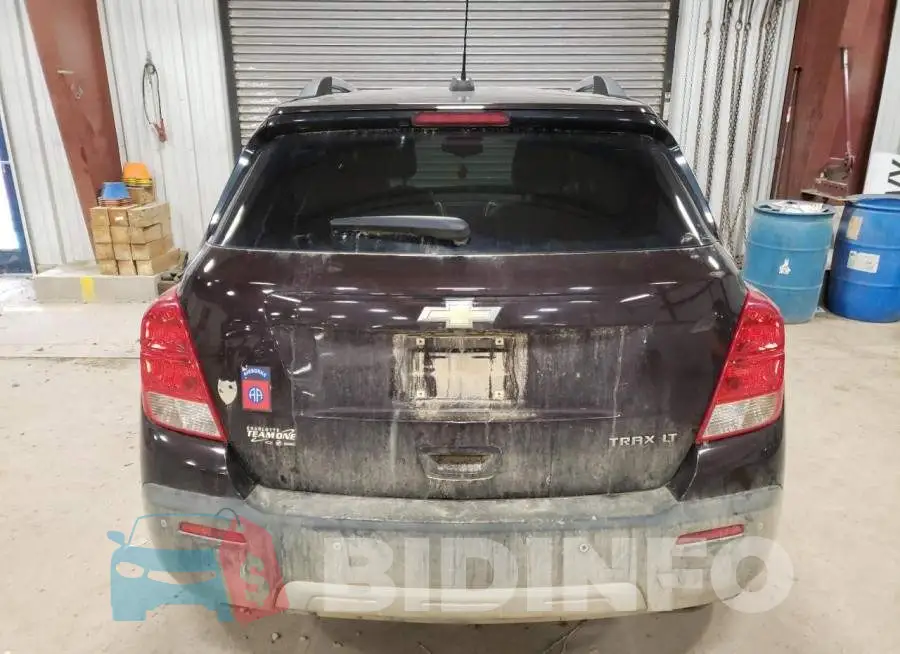 KL7CJLSB9GB690742 Photo# 6