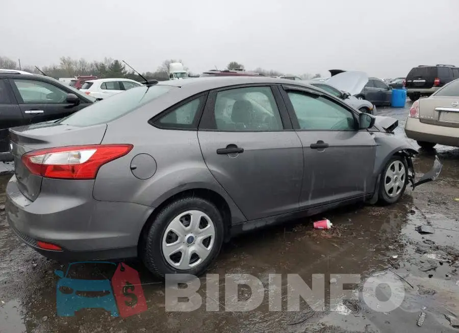 1FADP3E26EL232753 Photo# 3