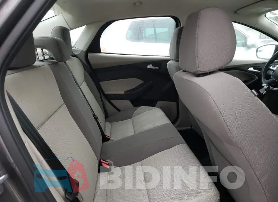 1FADP3F23EL274375 Photo# 10