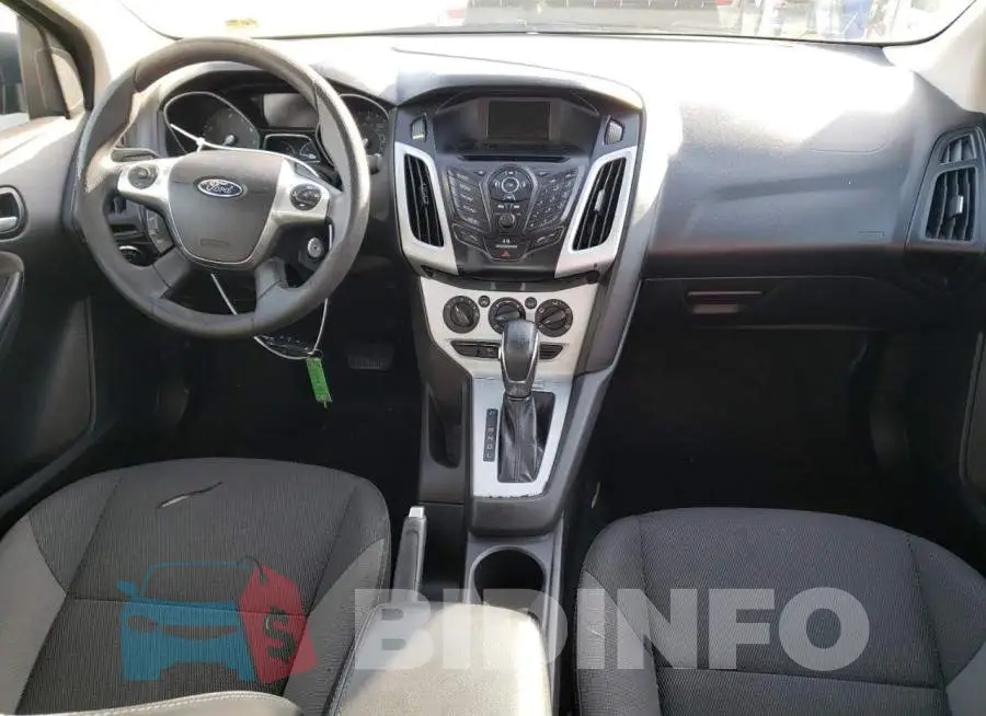 1FADP3F24EL111802 Photo# 8