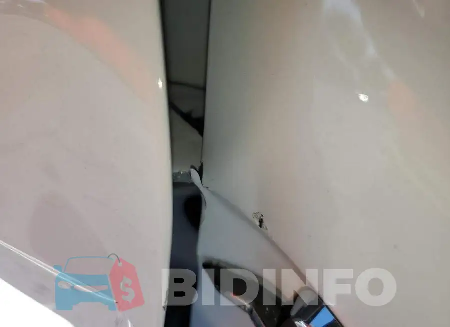 1FMCU0F71KUB79906 Photo# 9