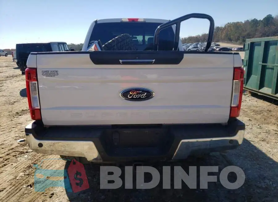 1FT7W2BT2JEB09239 Photo# 6