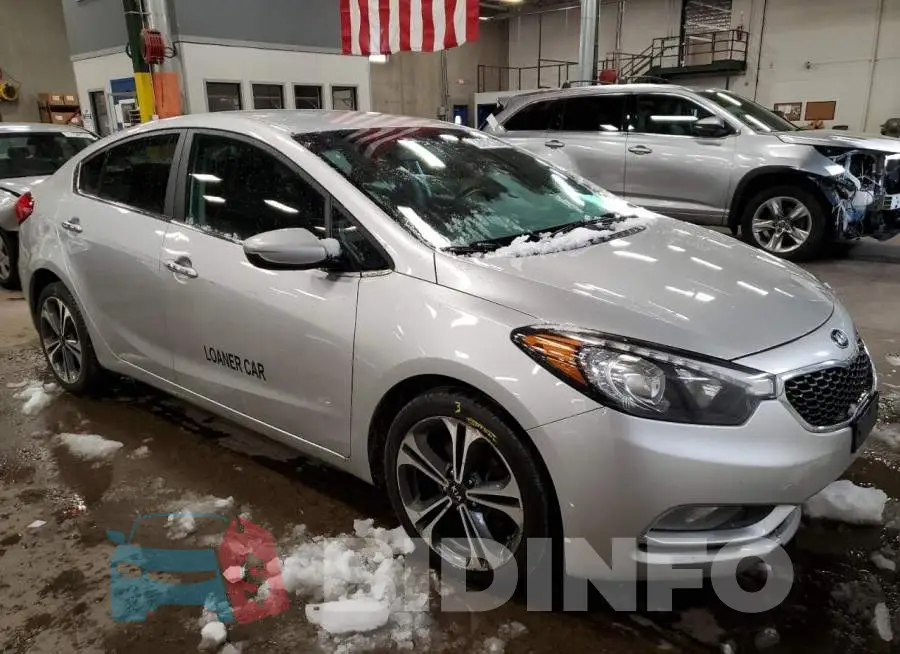 KNAFX4A86E5208005 Photo# 4