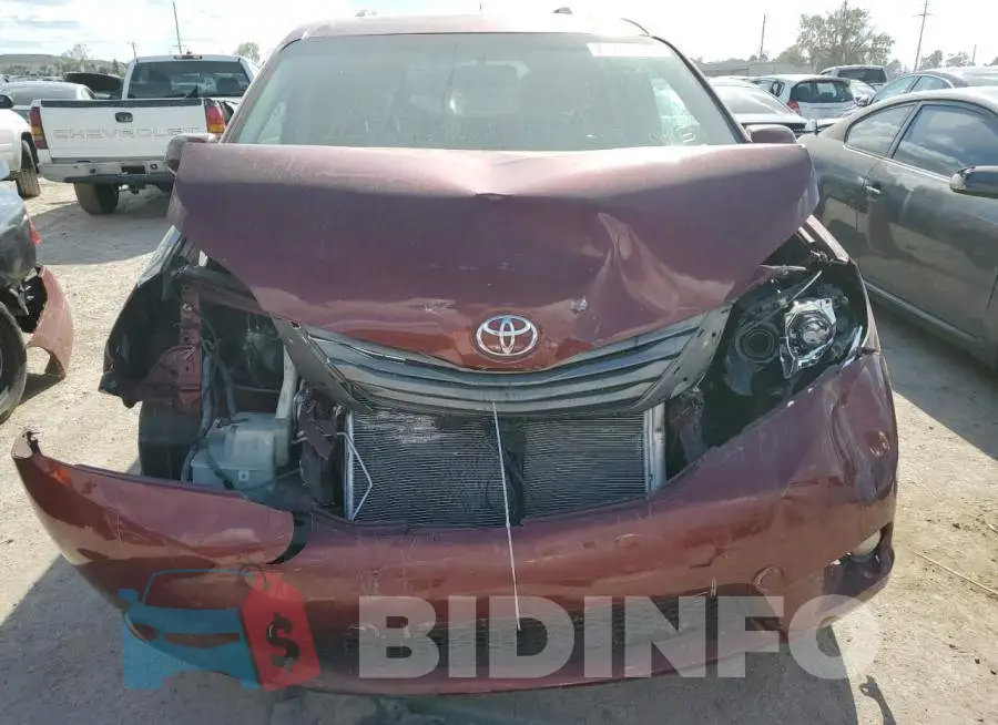 5TDYK3DC0ES425385 Photo# 5