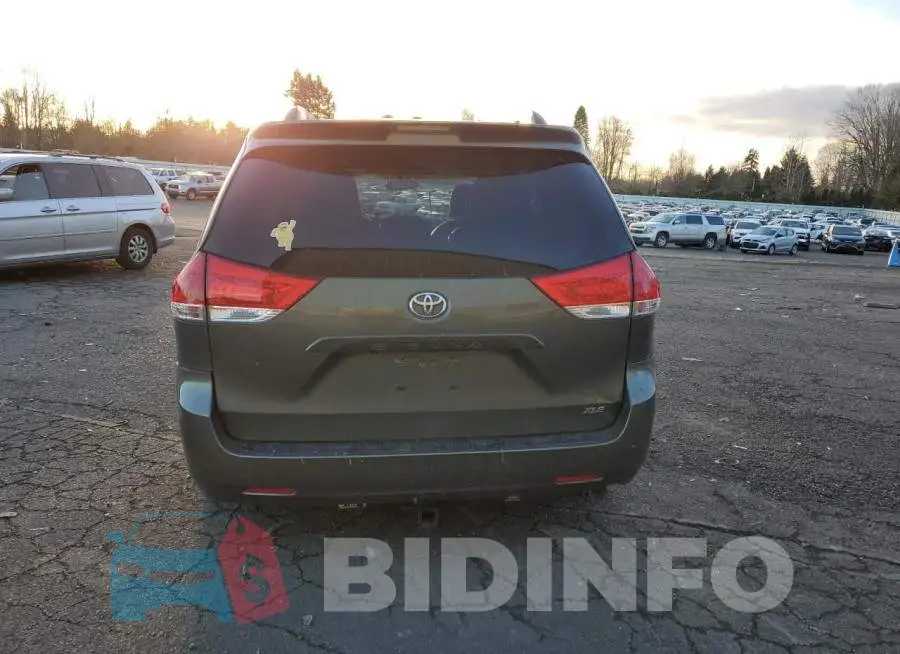 5TDYK3DCXES452335 Photo# 6