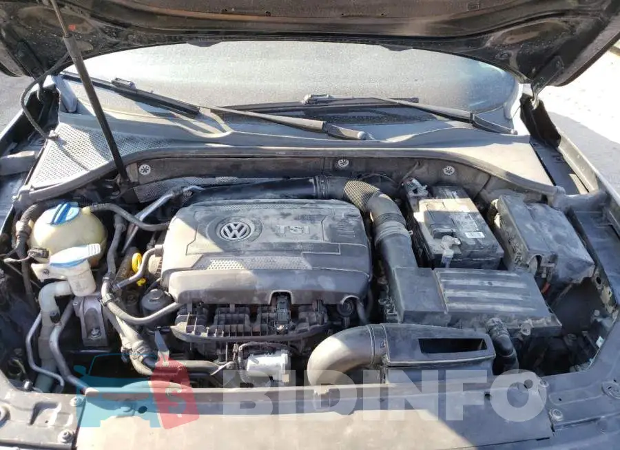 1VWAT7A30EC101202 Photo# 7