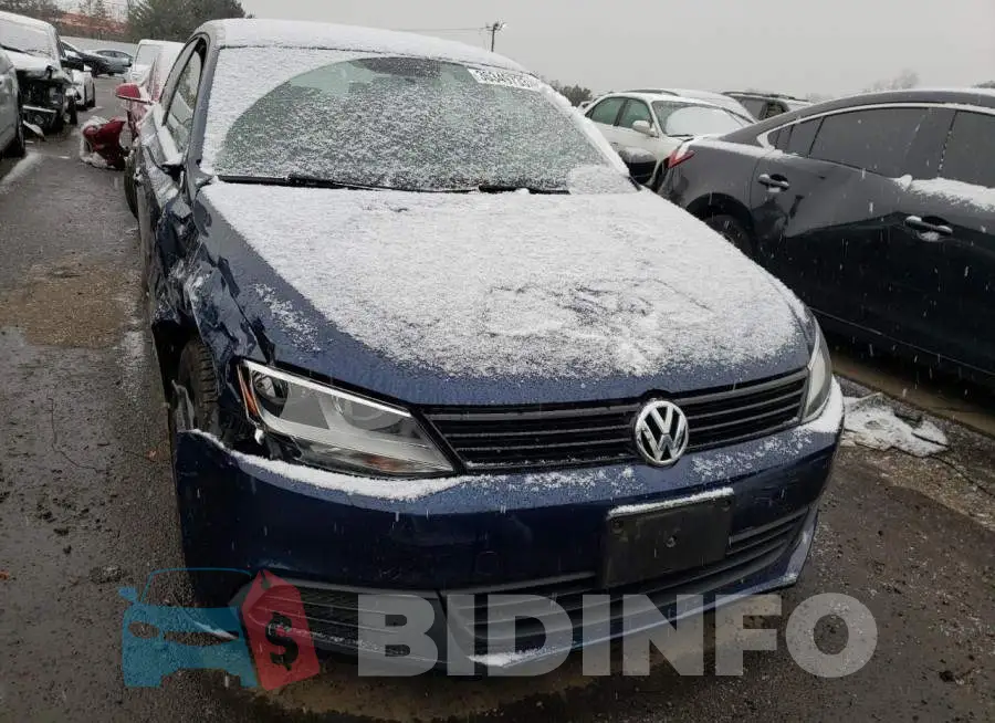 3VW2K7AJ4EM216678 Photo# 5
