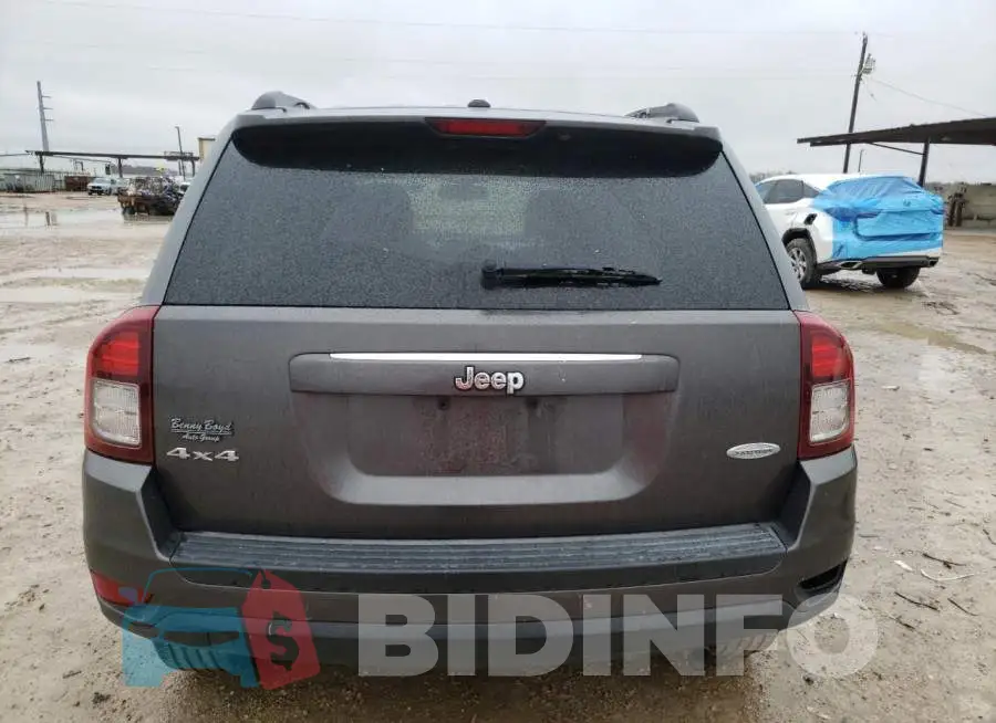 1C4NJDEB3GD733344 Photo# 6