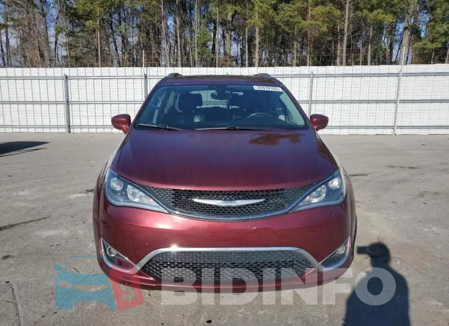 2C4RC1BG1JR120248 Photo# 5