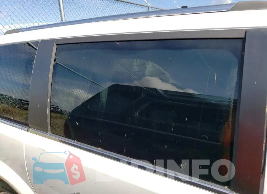 2C4RC1GG1ER461714 Photo# 6