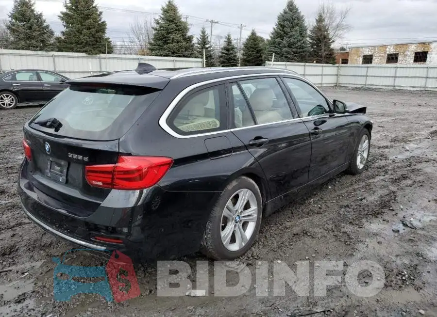 WBA8J1C55GK710844 Photo# 3