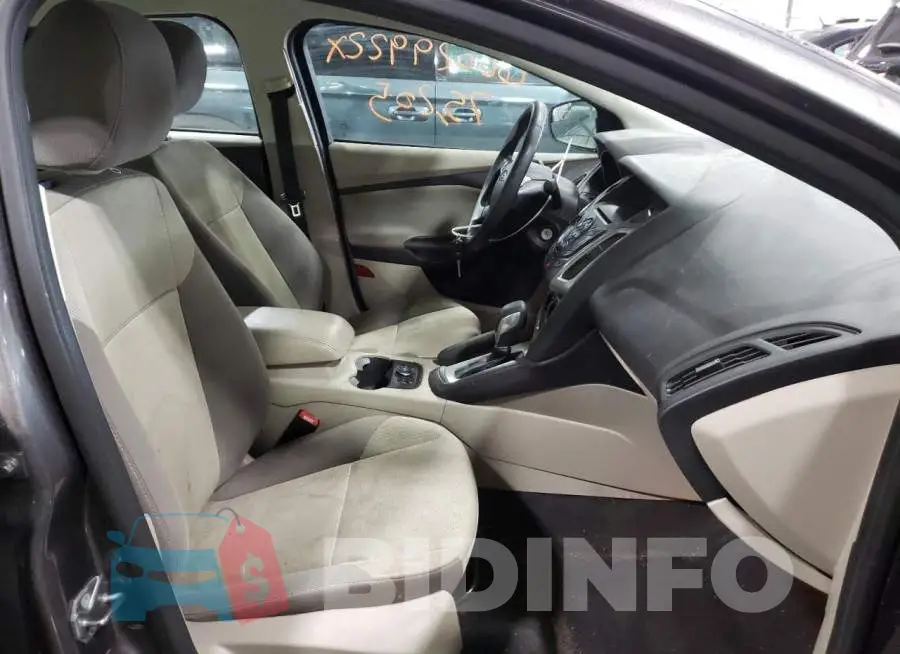 1FADP3F20EL431943 Photo# 5