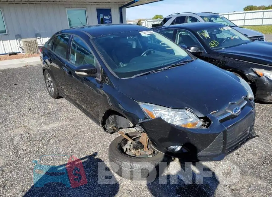 1FADP3F27EL330754 Photo# 1