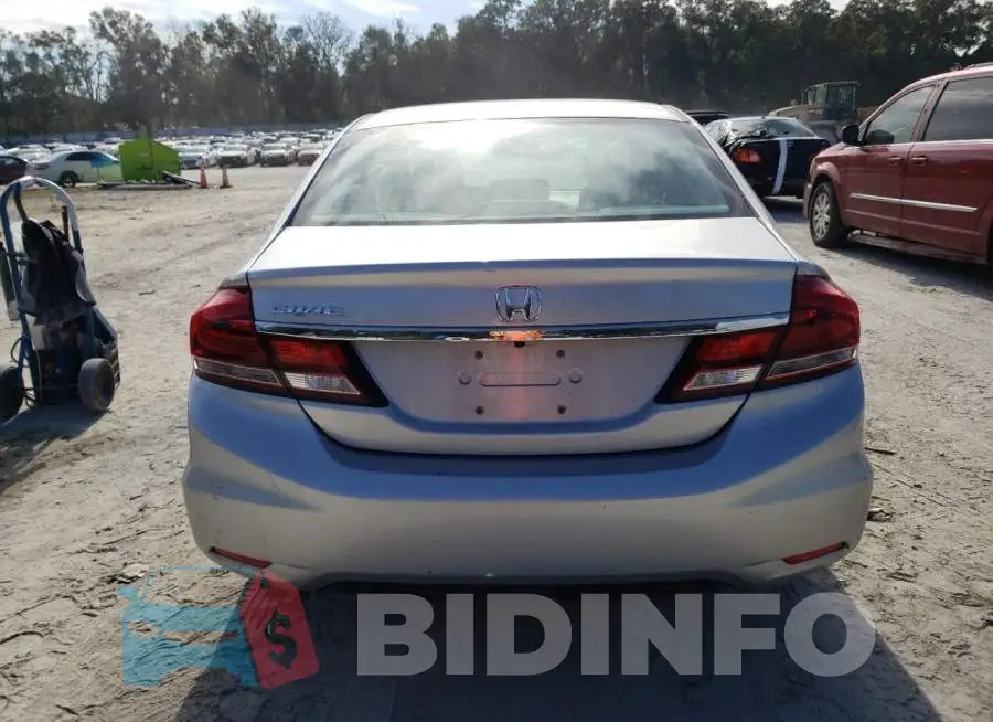 19XFB2F53FE025252 Photo# 6