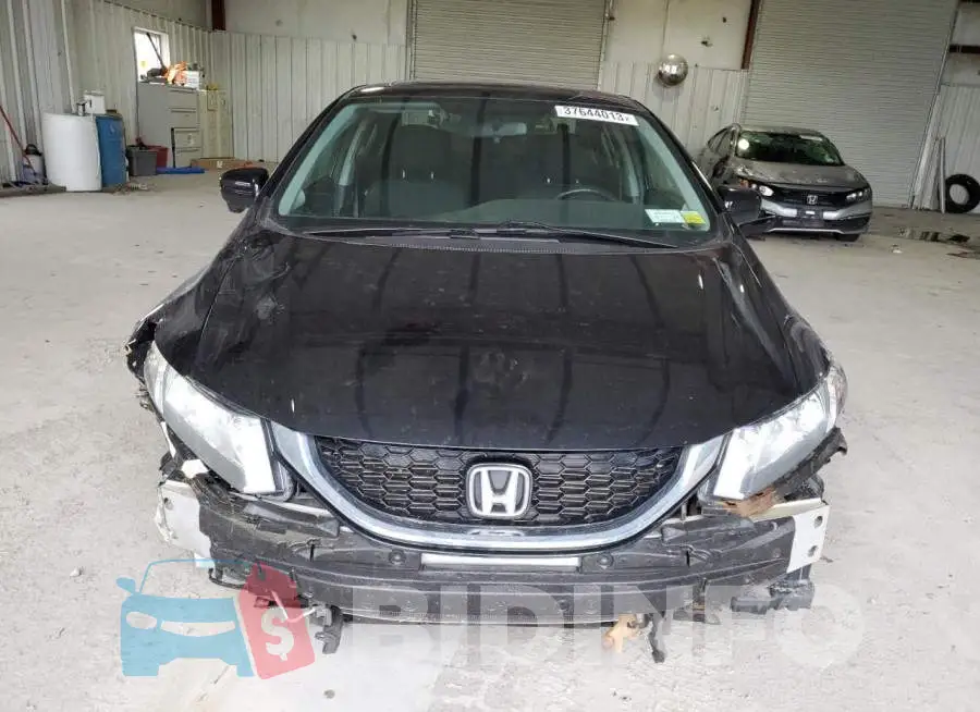 19XFB2F8XFE229945 Photo# 5