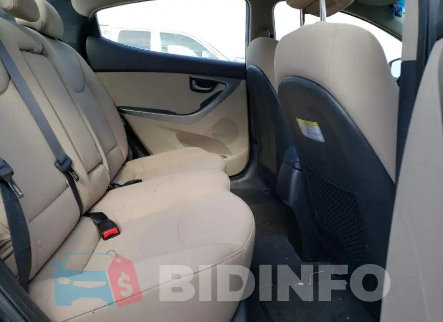 5NPDH4AE8GH711700 Photo# 10
