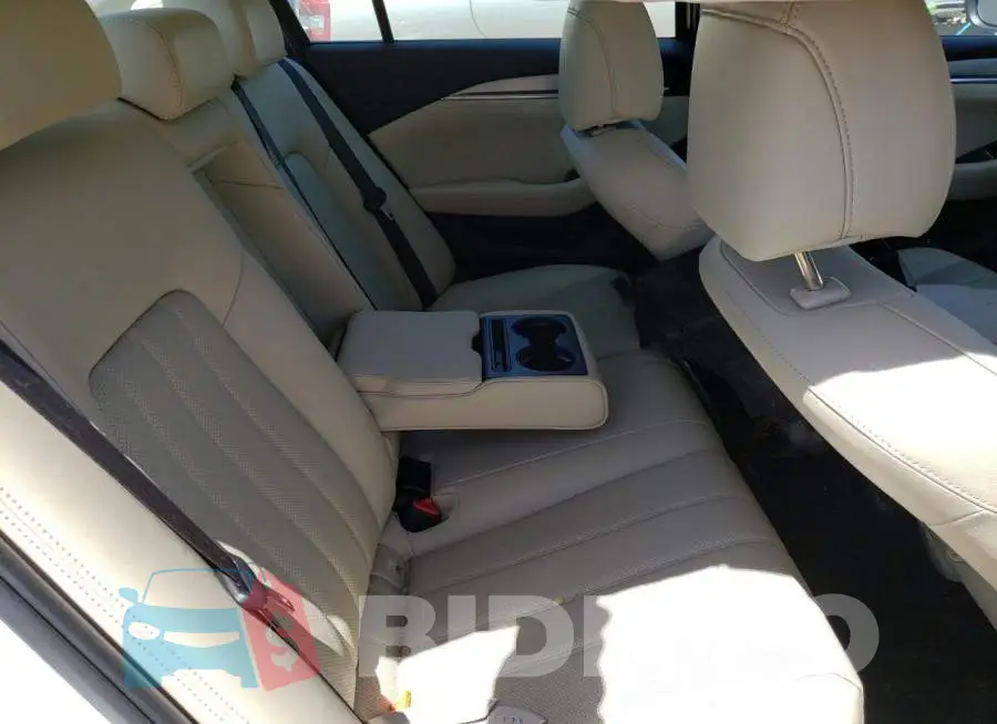 JM1GL1VMXM1610074 Photo# 6