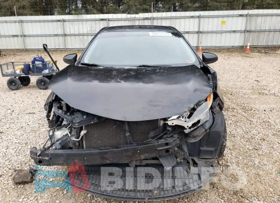 2T1BURHEXFC380335 Photo# 5
