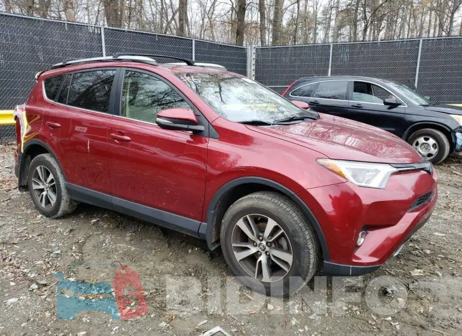 JTMRFREV3JD233198 Photo# 4