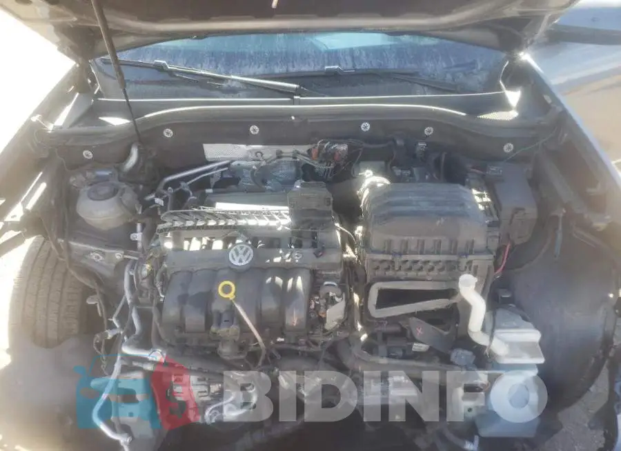 1V2MR2CA8KC546956 Photo# 12