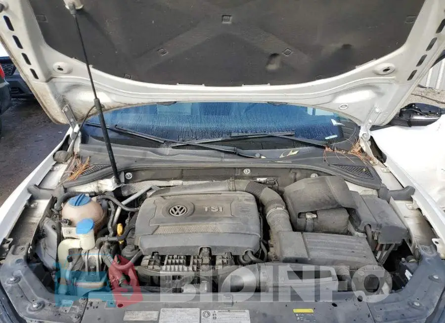 1VWAT7A35FC100483 Photo# 11
