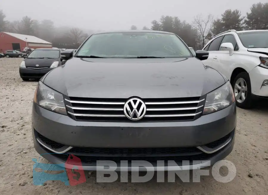 1VWBS7A35EC085425 Photo# 5