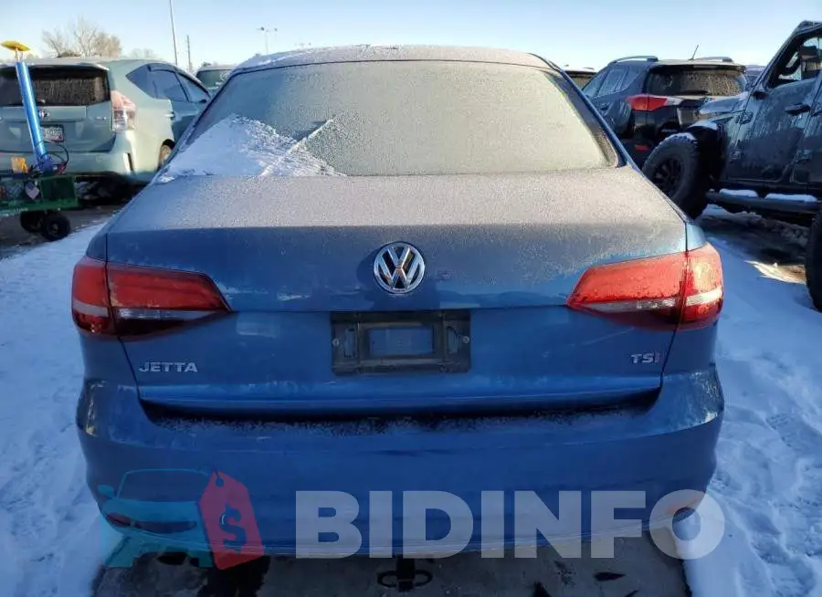 3VW2B7AJXHM218908 Photo# 6