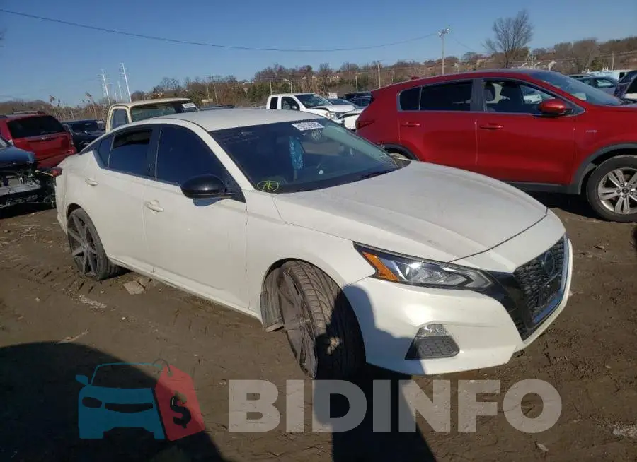 1N4BL4CV5KC213452 Photo# 4