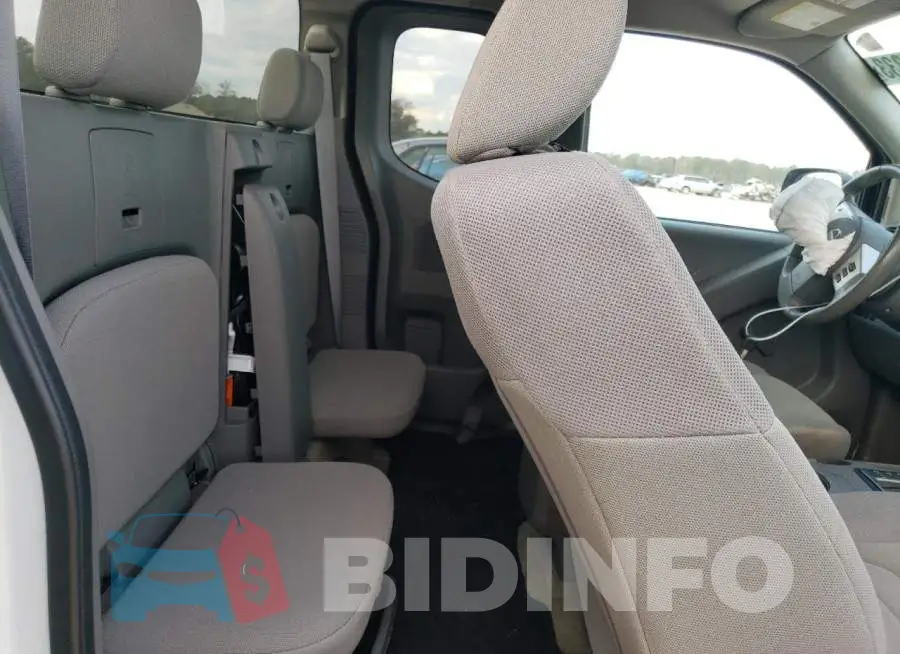 1N6BD0CT8HN753547 Photo# 10