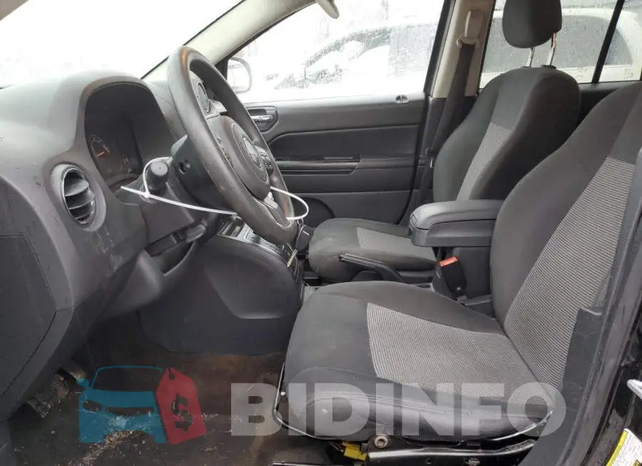 1C4NJCBA1FD250343 Photo# 7