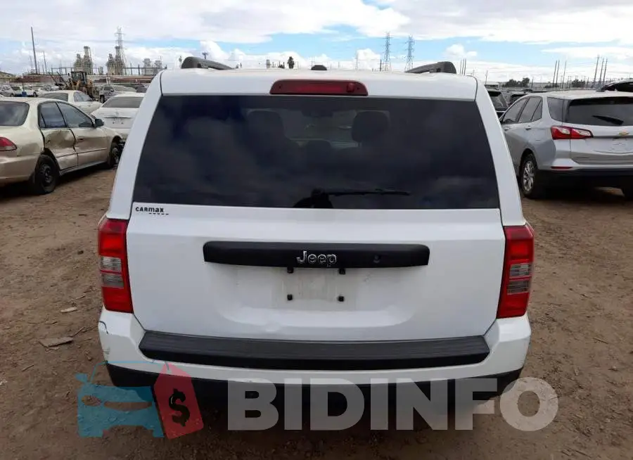 1C4NJPBB8ED559953 Photo# 6