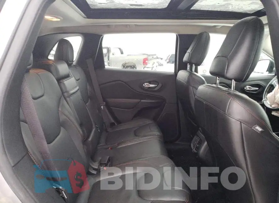 1C4PJMBS0FW681171 Photo# 11