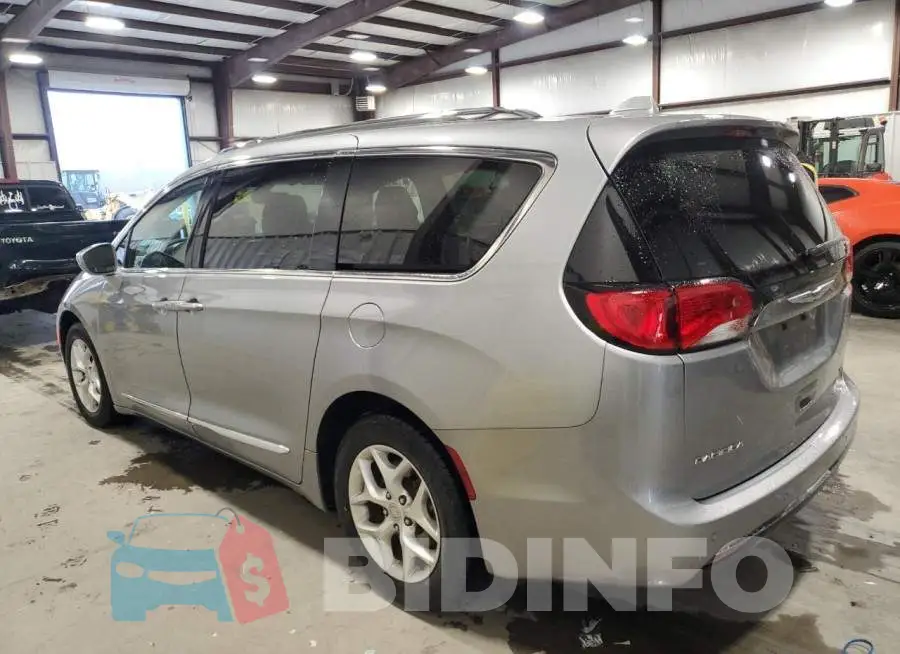 2C4RC1GG2LR272163 Photo# 2
