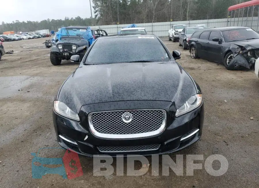 SAJWJ2GD2E8V74413 Photo# 5