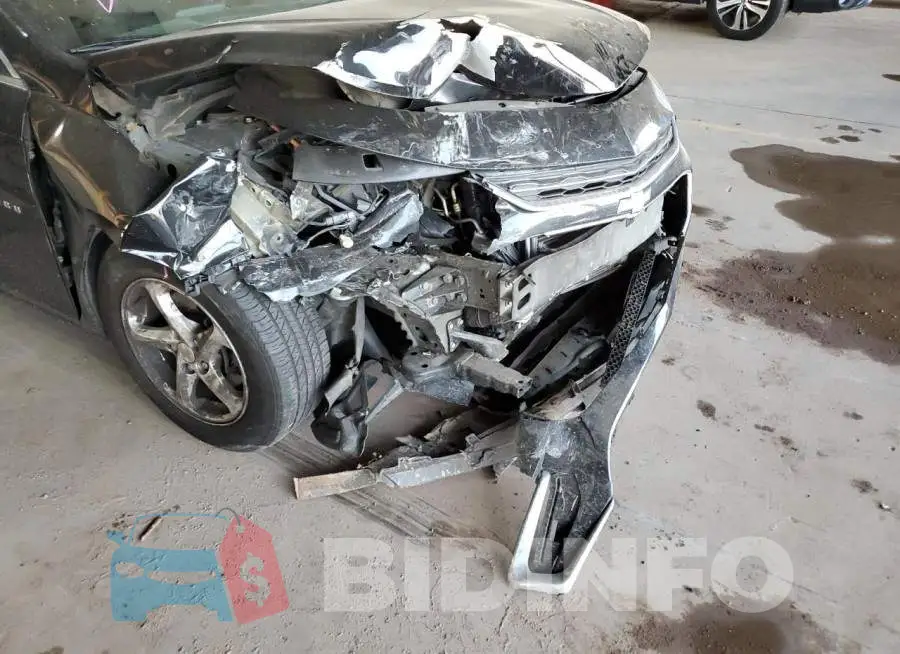 1G1ZB5ST2JF215246 Photo# 9