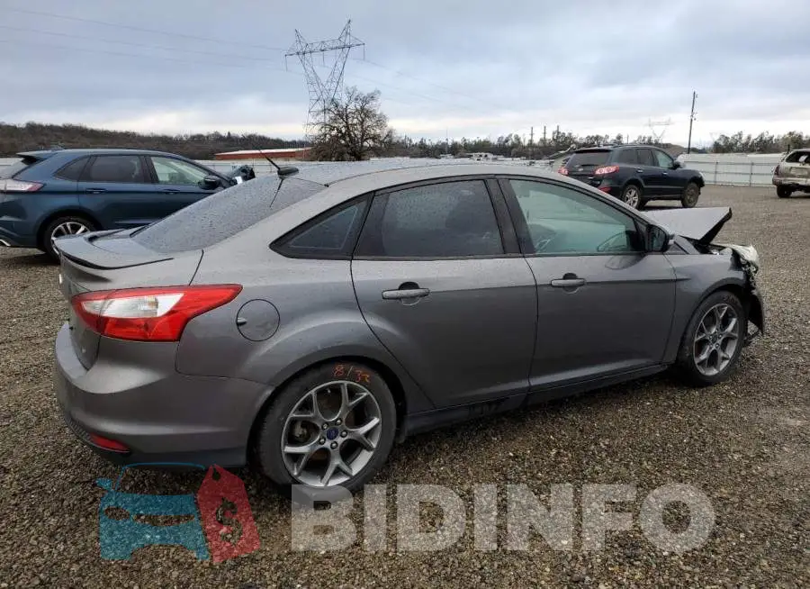 1FADP3F22EL357960 Photo# 3