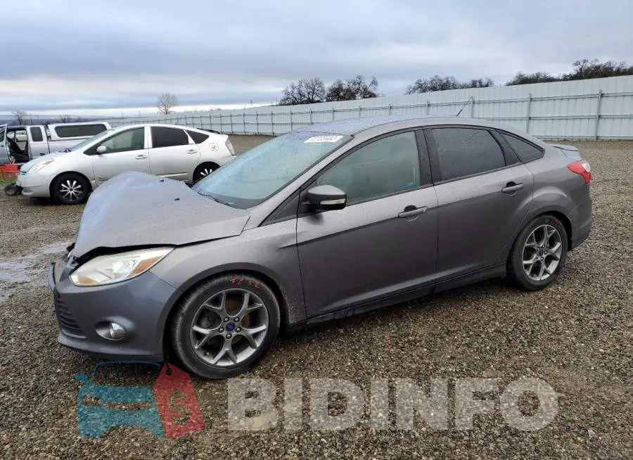1FADP3F22EL357960 Photo# 1