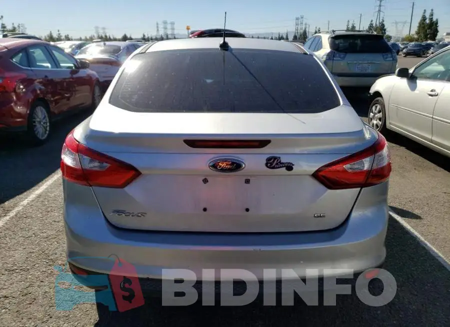 1FADP3F23EL306371 Photo# 6