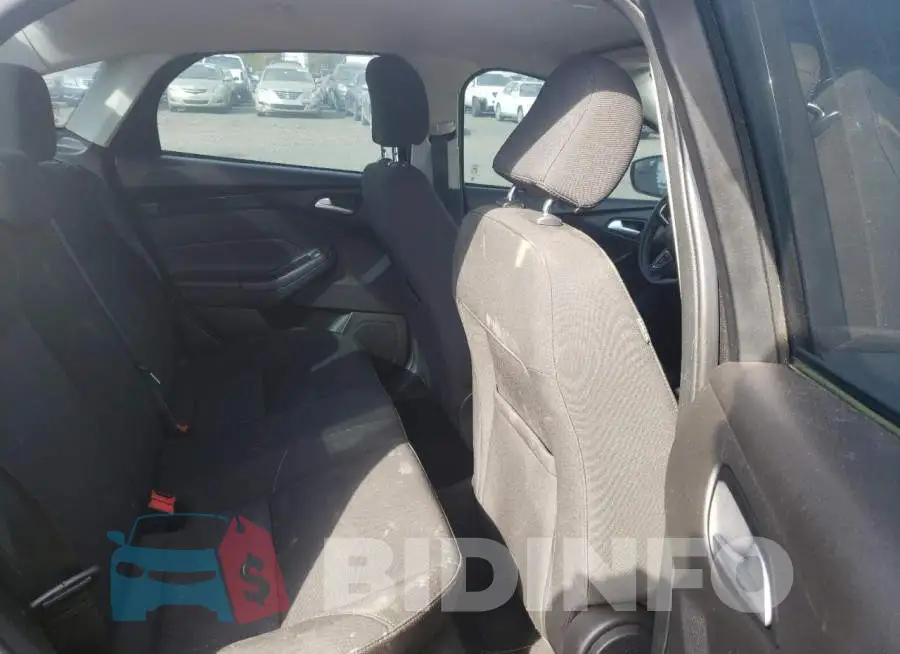 1FADP3F28FL288077 Photo# 6