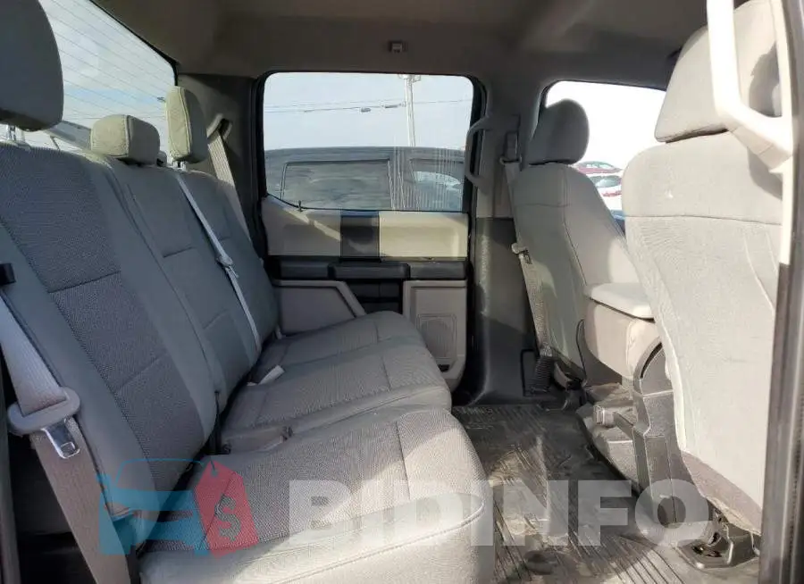 1FT7W2BT1JEC74523 Photo# 10